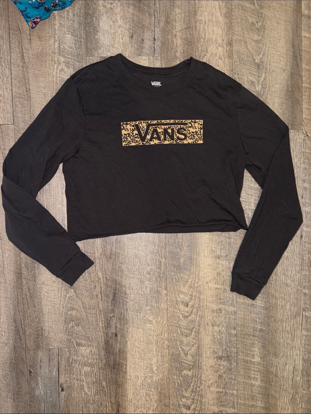 Vans Black Cropped Long-Sleeve Tee with Leopard Logo